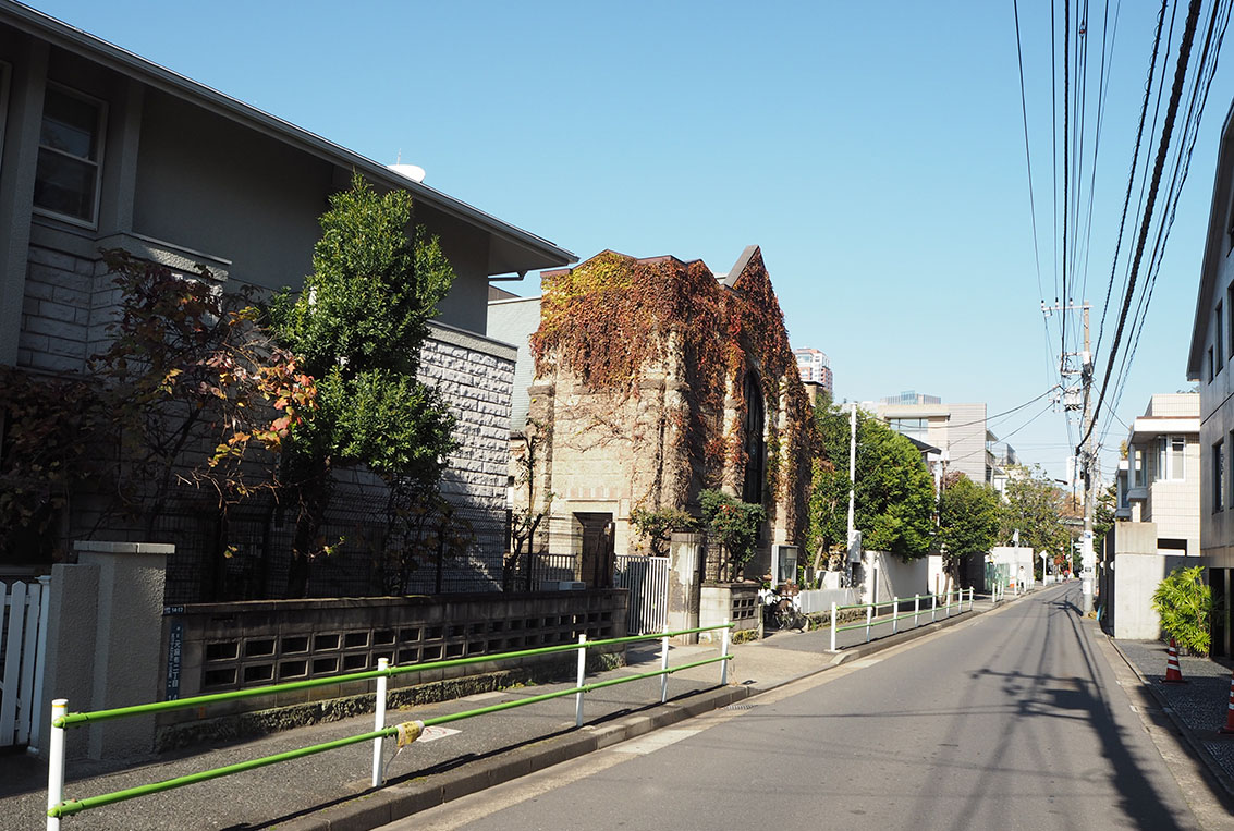 港区の高級住宅街〈元麻布〉は、実は南麻布よりも暮らしやすい？