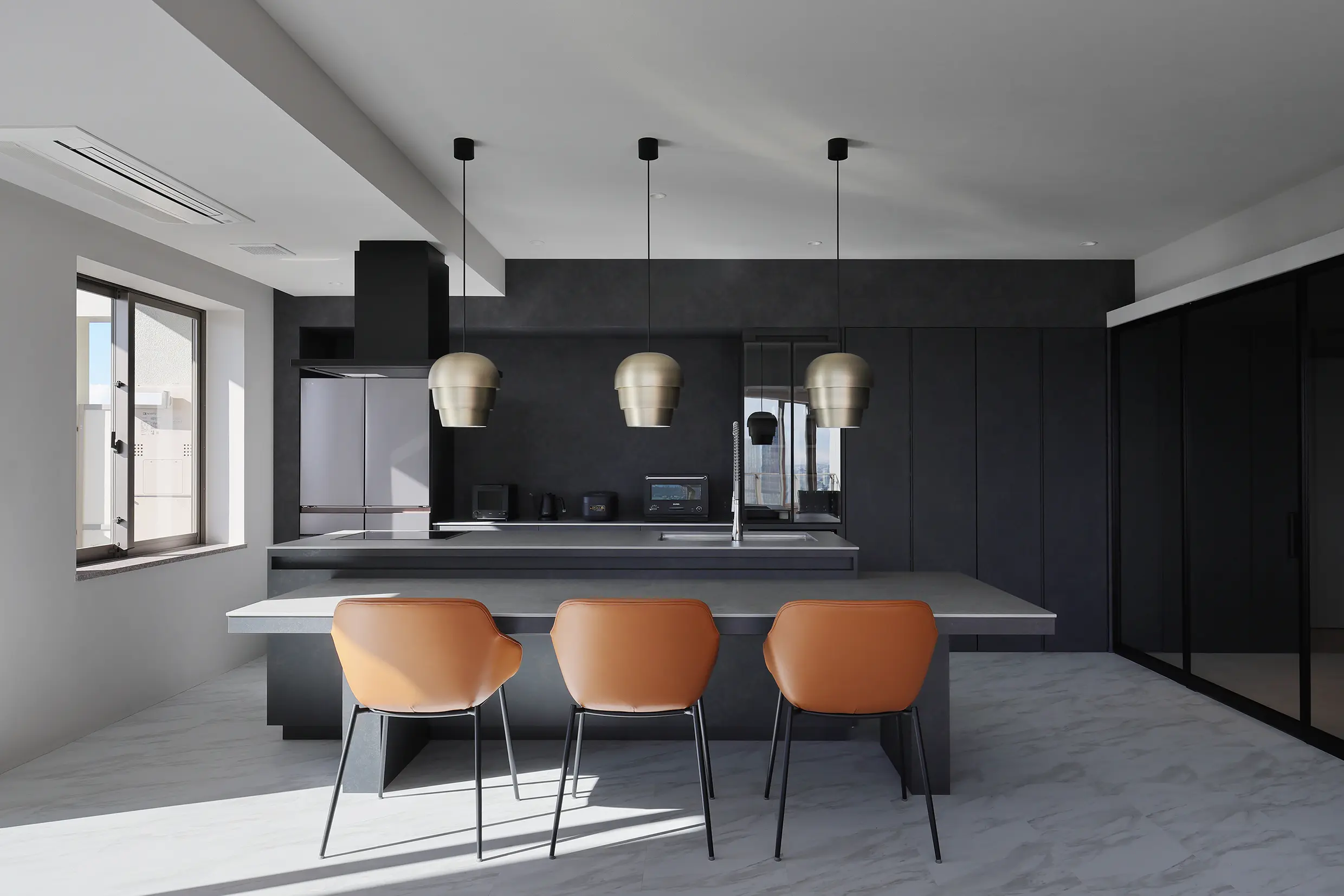 Contemporary kitchen with タワーマンションリフォーム事例_ホテルライク #24162