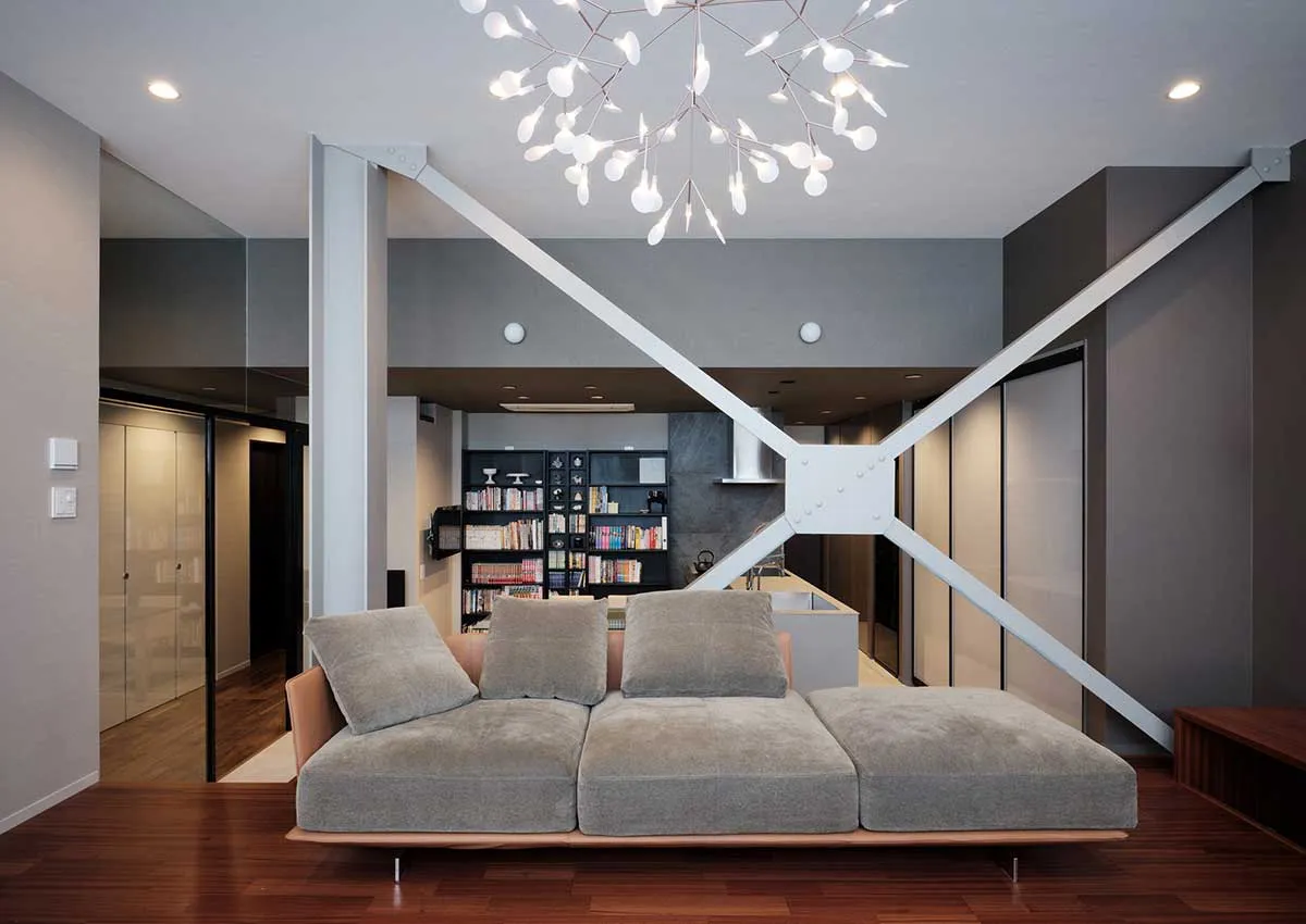 築45年の重量鉄骨造のリフォーム | 構造を活かして倉庫をセンス溢れるモダンな住宅に